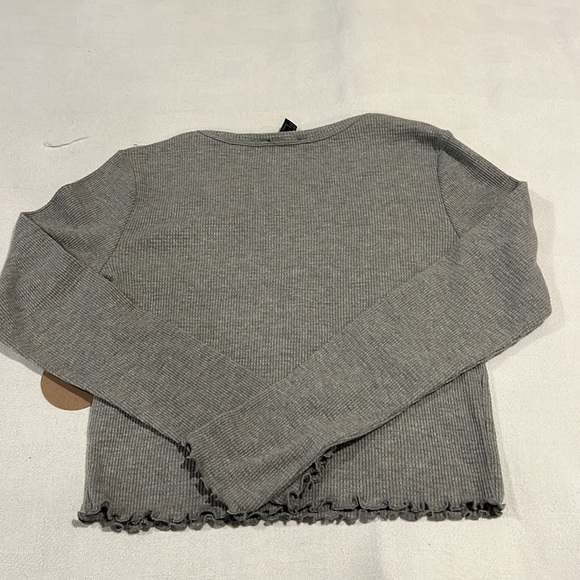NWT Forever 21 thermal gray crop top - Picture 3 of 3